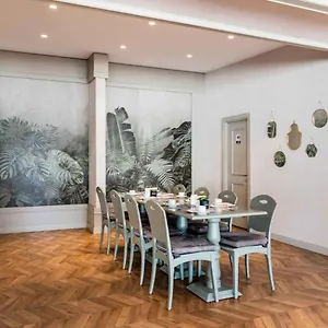 Hotel Genova Old City